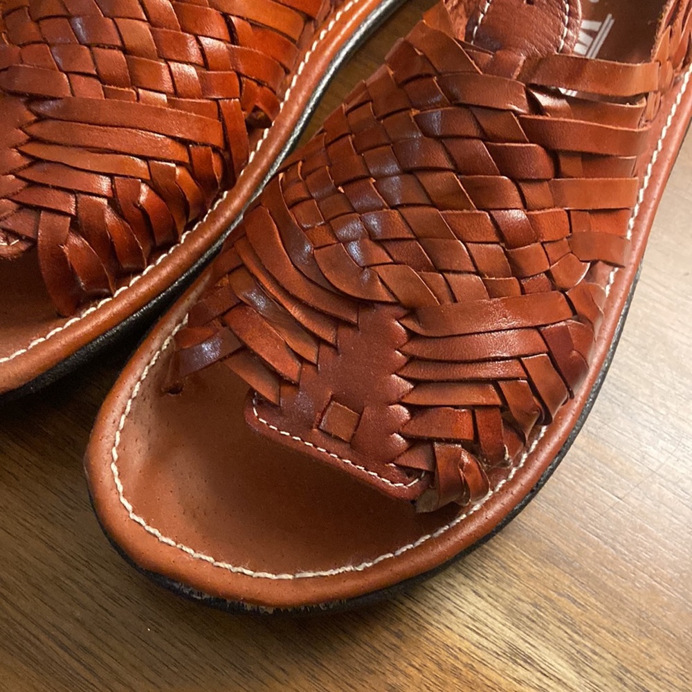 Huaraches - Picture 2 of 5